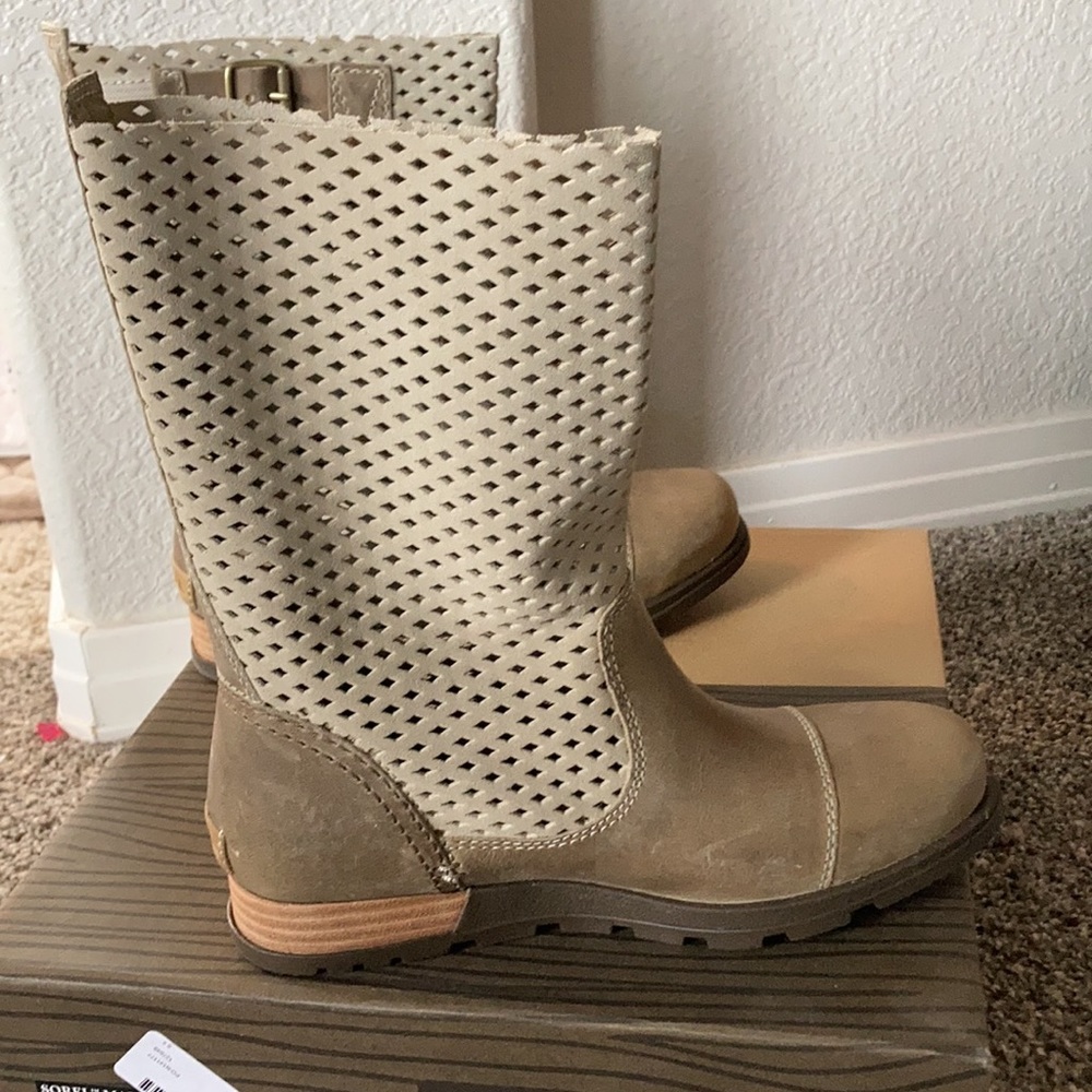 Sorel Bee Major Pull-On Boots 6.5 NIB Great - Picture 5 of 8